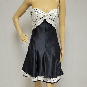 Gunne Sax Y2k Strapless Black and White Polka Dot Dress Sz 7. Polyester